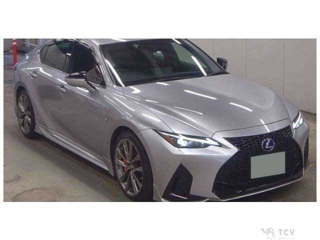 2021 Lexus IS