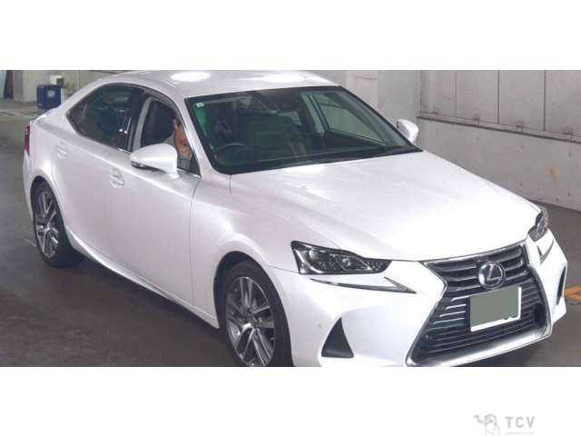 2017 Lexus IS