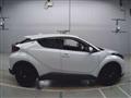 2023 Toyota C-HR