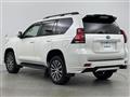 2018 Toyota Land Cruiser Prado