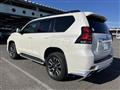 2022 Toyota Land Cruiser Prado