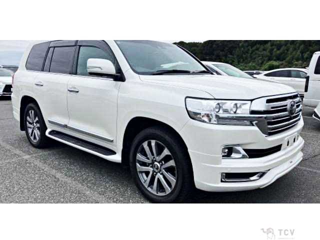 2017 Toyota Land Cruiser