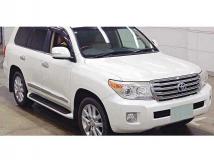 2013 Toyota Land Cruiser