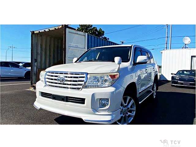 2013 Toyota Land Cruiser