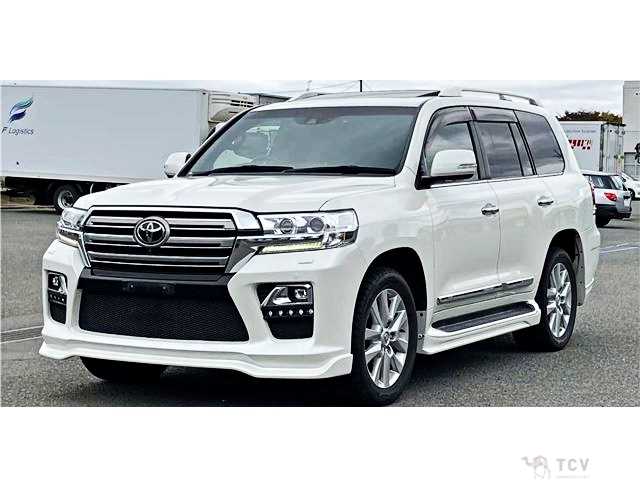 2018 Toyota Land Cruiser