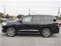 2018 Toyota Land Cruiser