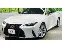 2023 Lexus IS