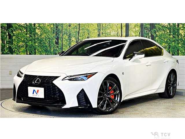 2023 Lexus IS