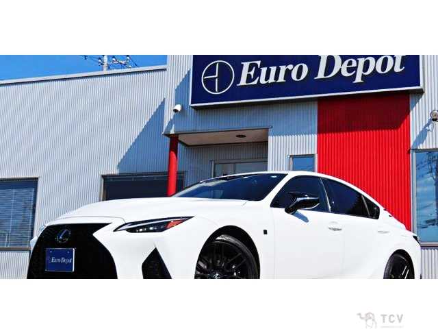 2023 Lexus IS