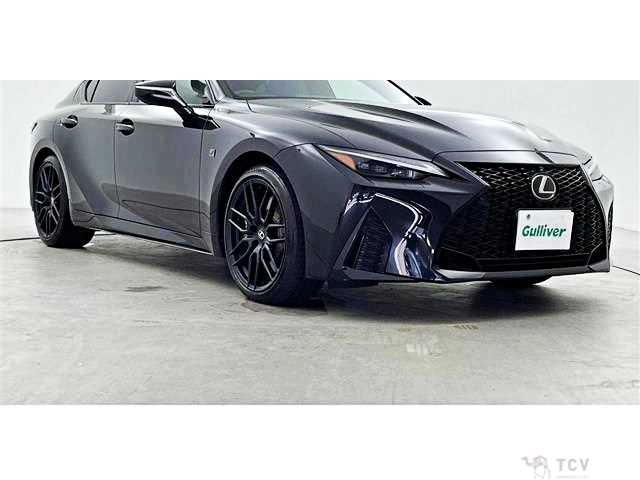 2023 Lexus IS