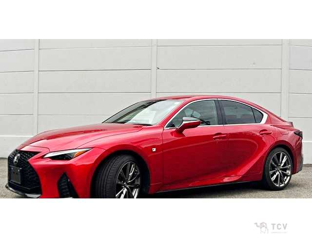 2022 Lexus IS