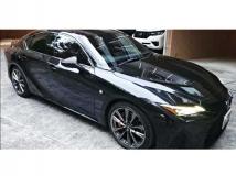 2022 Lexus IS