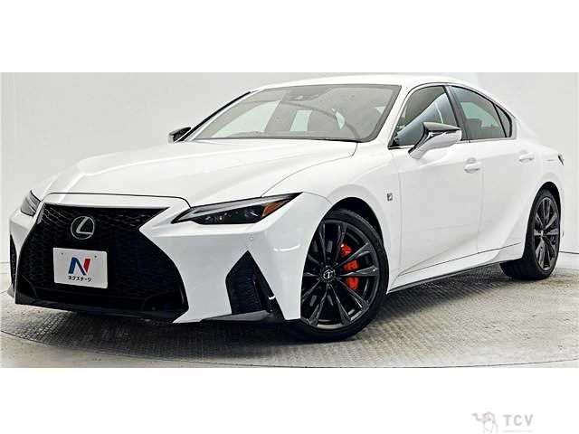 2022 Lexus IS