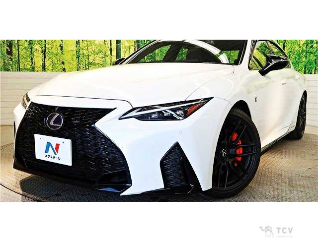 2022 Lexus IS