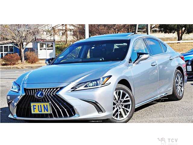 2022 Lexus ES