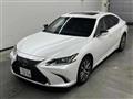 2019 Lexus ES
