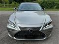 2019 Lexus ES