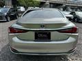 2019 Lexus ES