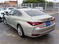 2019 Lexus ES