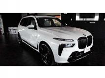 2025 BMW X7