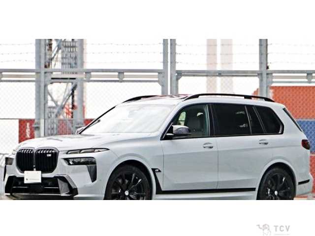 2023 BMW X7