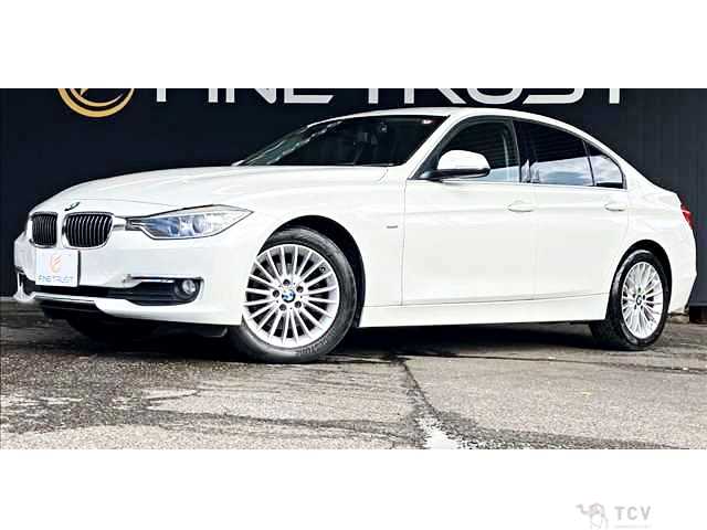 2012 BMW 3 Series