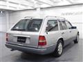 1995 Mercedes-Benz E-Class