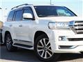 2017 Toyota Land Cruiser