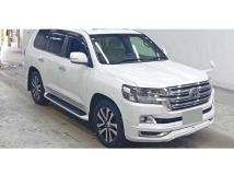 2017 Toyota Land Cruiser