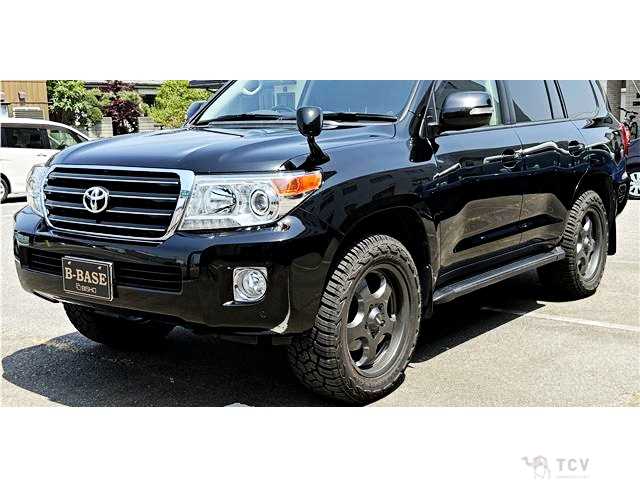 2013 Toyota Land Cruiser