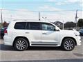 2018 Toyota Land Cruiser