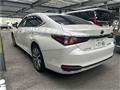 2020 Lexus ES