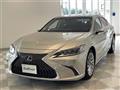 2019 Lexus ES