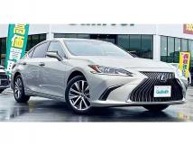 2019 Lexus ES