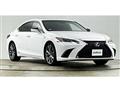 2019 Lexus ES