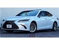 2019 Lexus ES