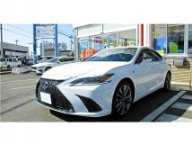 2019 Lexus ES