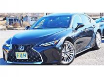 2023 Lexus IS