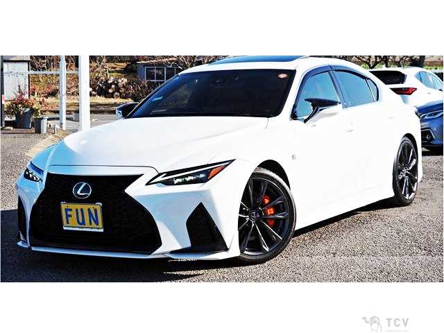 2023 Lexus IS