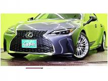 2022 Lexus IS