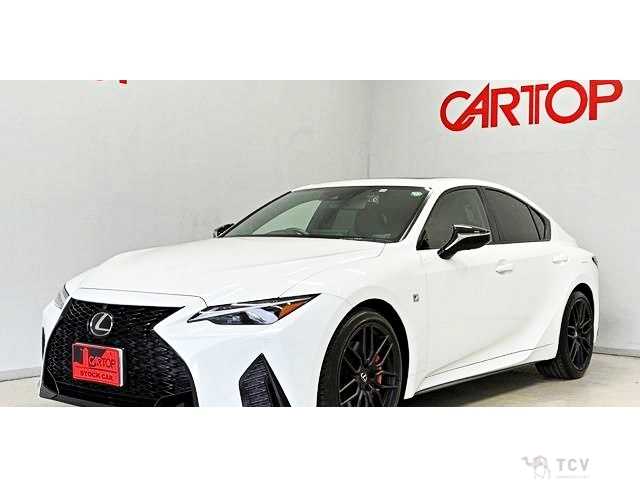 2022 Lexus IS