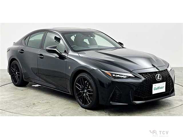 2022 Lexus IS
