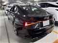 2021 Lexus IS