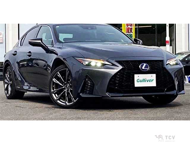 2021 Lexus IS