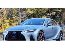 2021 Lexus IS