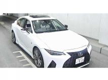 2021 Lexus IS
