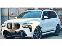 2023 BMW X7