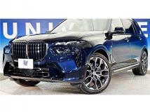 2023 BMW X7