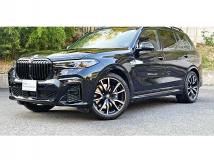 2021 BMW X7