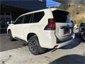 2018 Toyota Land Cruiser Prado